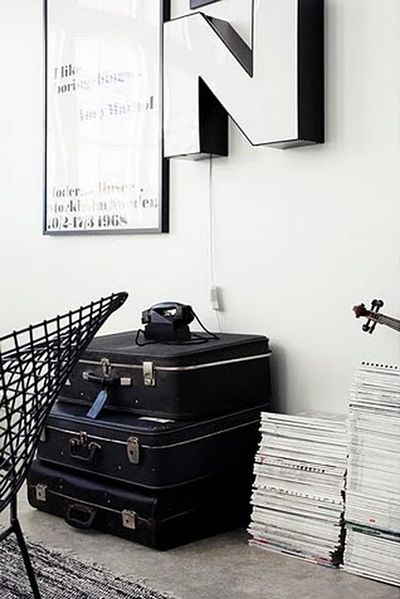 Vintage-Suitcases-interior-47